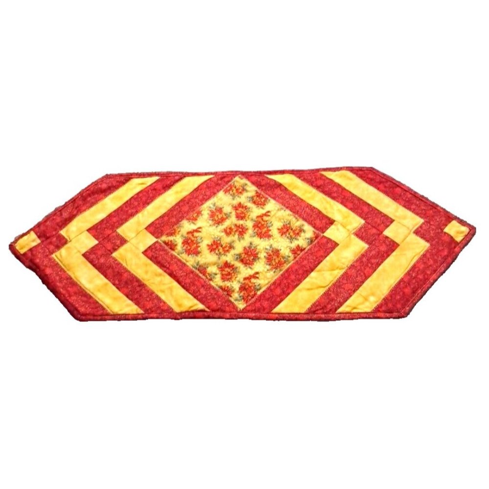 Quilted Centerpiece Table Runner Handmade Christmas Poinsettia Reversible 34x13